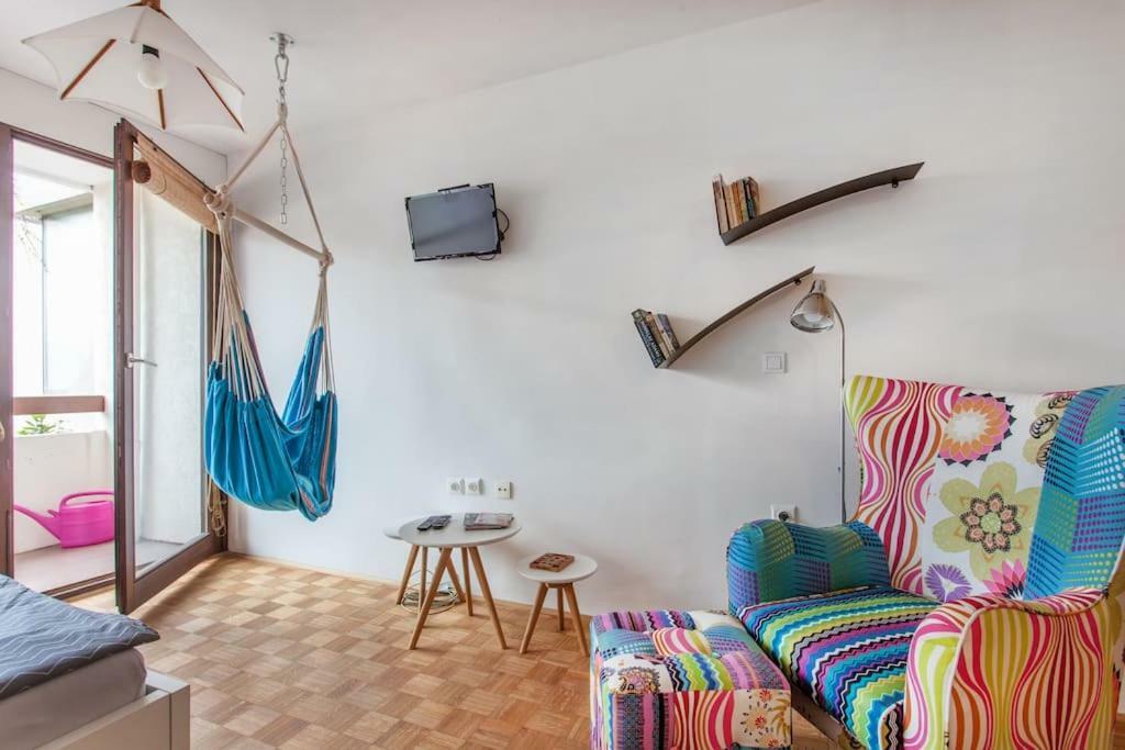 Apartment Living Colors Ljubljana Bagian luar foto